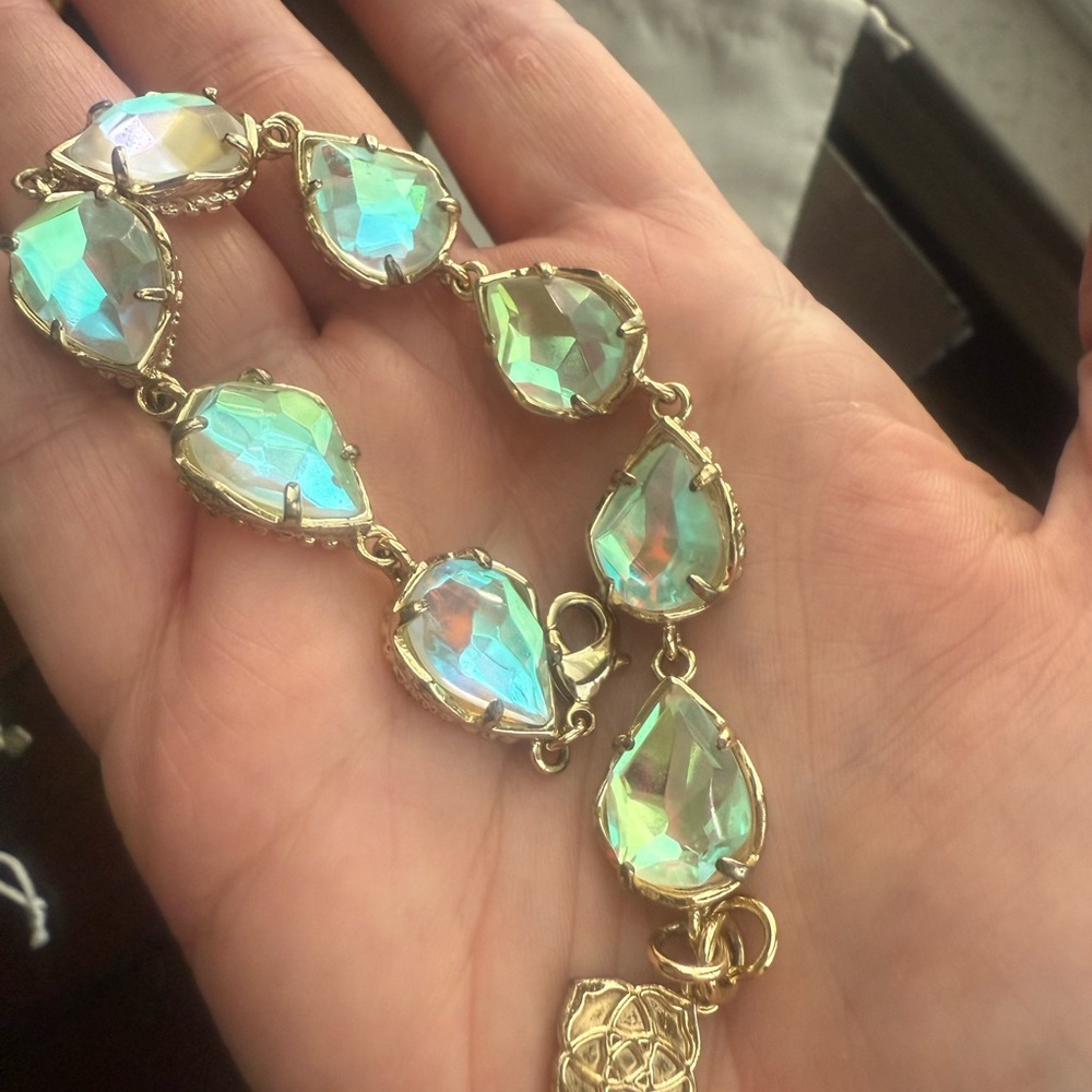 Kendra Scott Gold Brynn Bracelet with Dichroic Stones